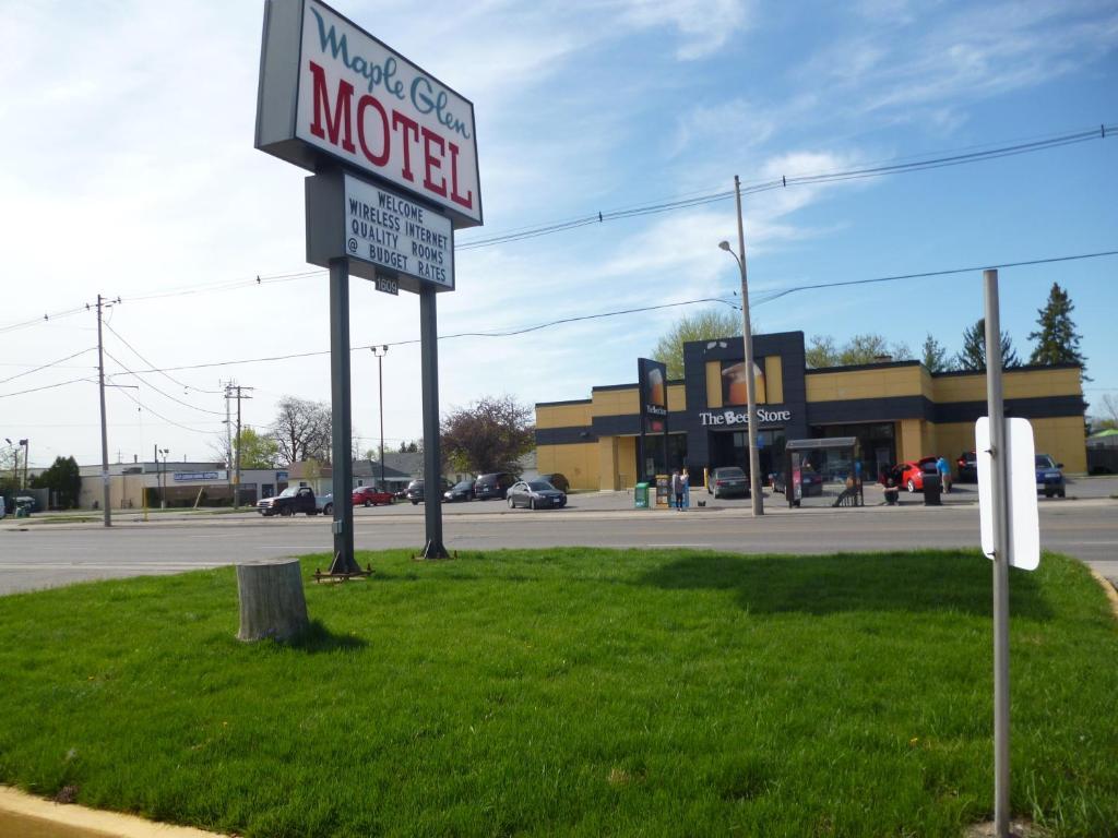 Maple Glen Motel London Exterior foto
