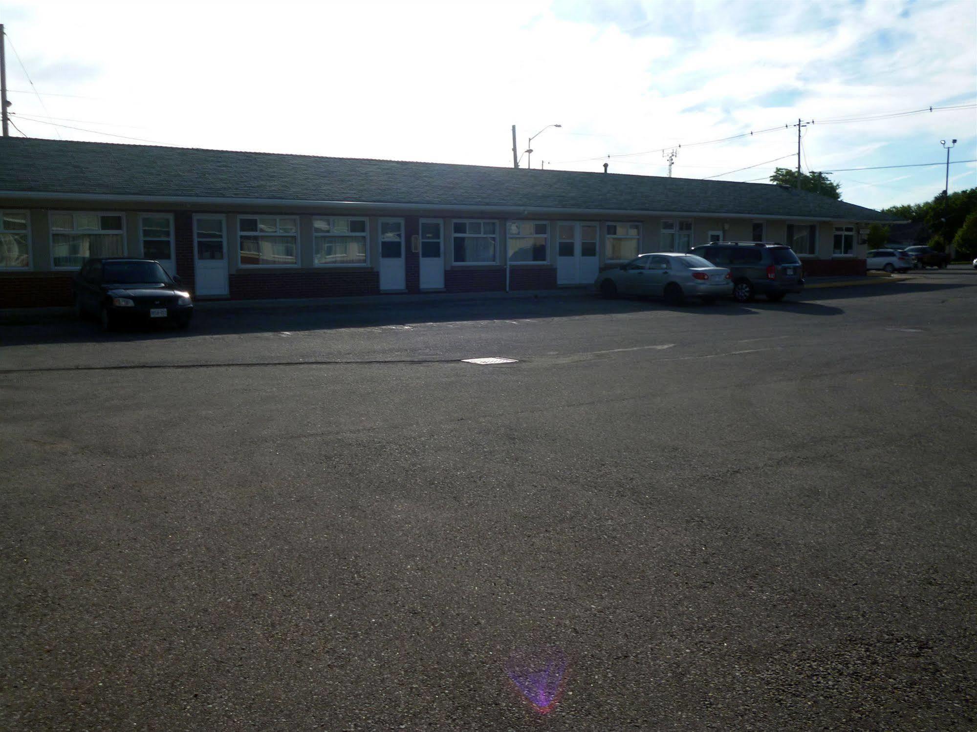 Maple Glen Motel London Exterior foto