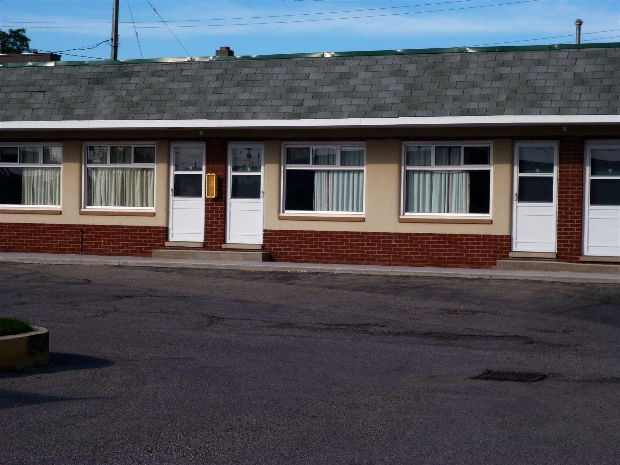 Maple Glen Motel London Exterior foto
