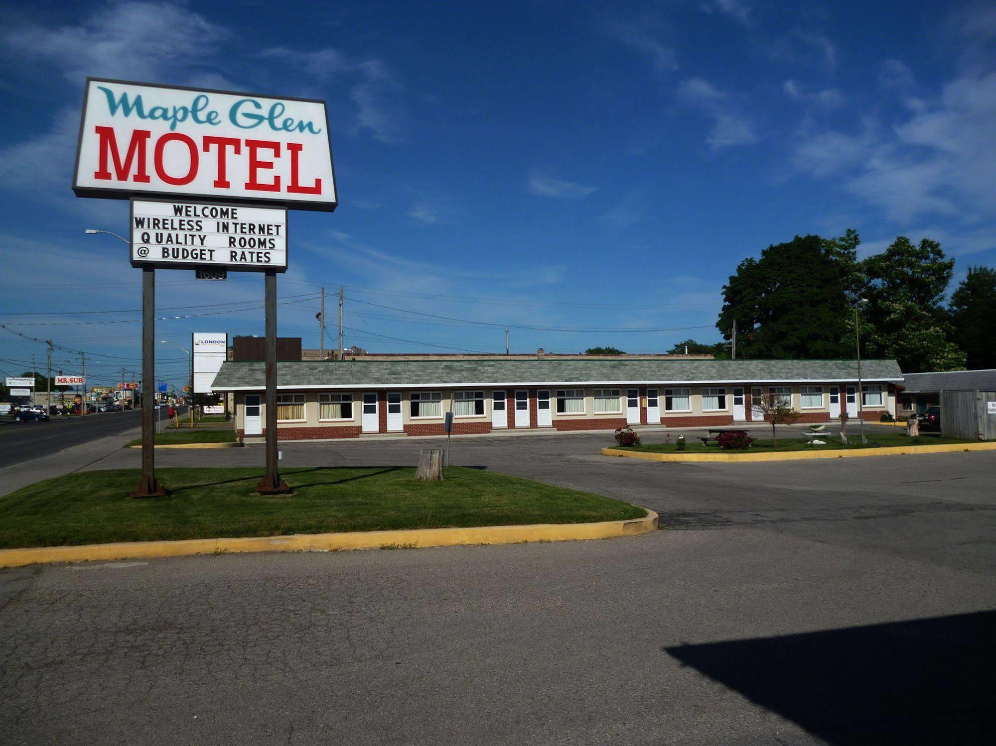 Maple Glen Motel London Exterior foto